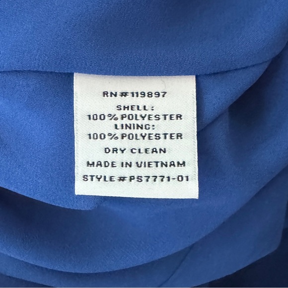 (M) 19 COOPER ST TRUE BLUE ONE SHOULDER w/ Cutout detail Sleeveless JUMPSUIT - Picture 3 of 16